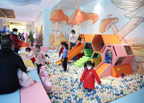 鄰里有約，日用百貨聚人氣——走進火爆的社區鄰里中心